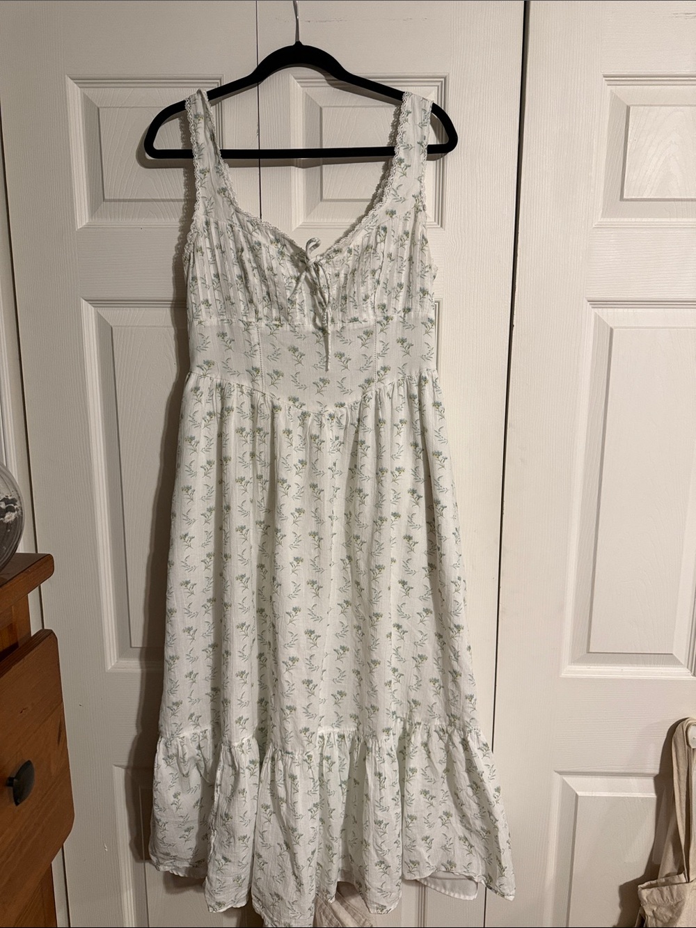 American Eagle Outfitters White & Light Green Floral Dress